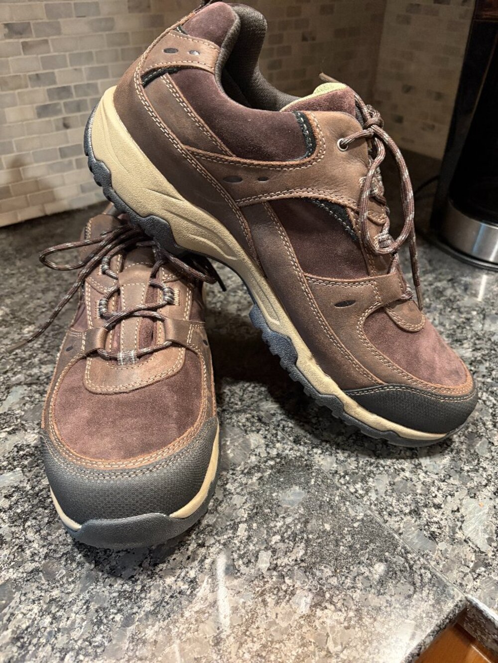 LL Bean Trail Model Mens 13 Wide Hiking Shoes Brow Waterproof Vertigrip #302549